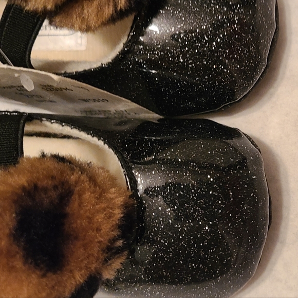 NWT Black sparkly slip on shoes with pom pom detail - Picture 7 of 7